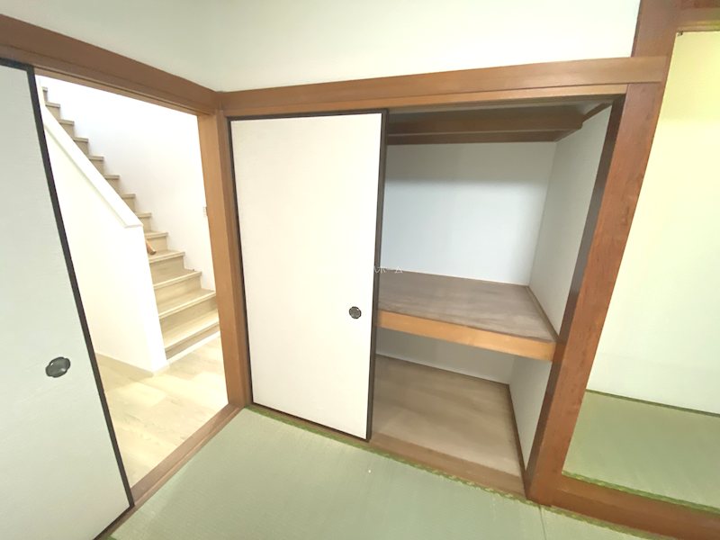 狭山市柏原　中古戸建  内観写真（収納）