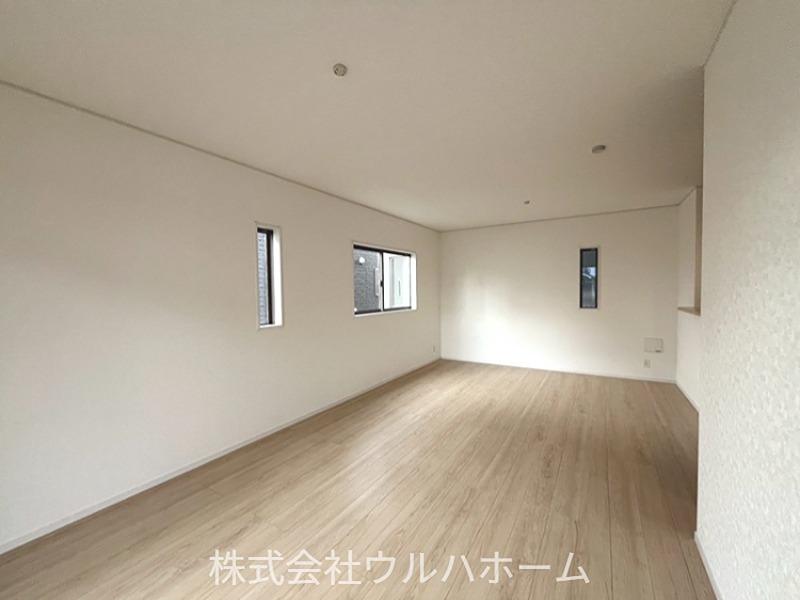 川越市寺尾第18　4号棟    内観写真（リビング）