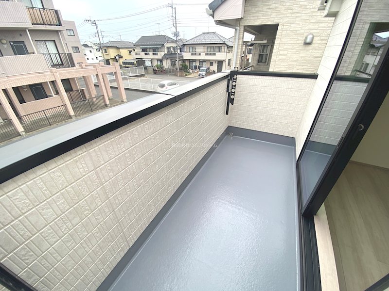 川越市的場576番　A号棟  現地写真（バルコニー）