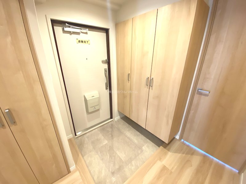 恒陽狭山マンション   現地写真（玄関）