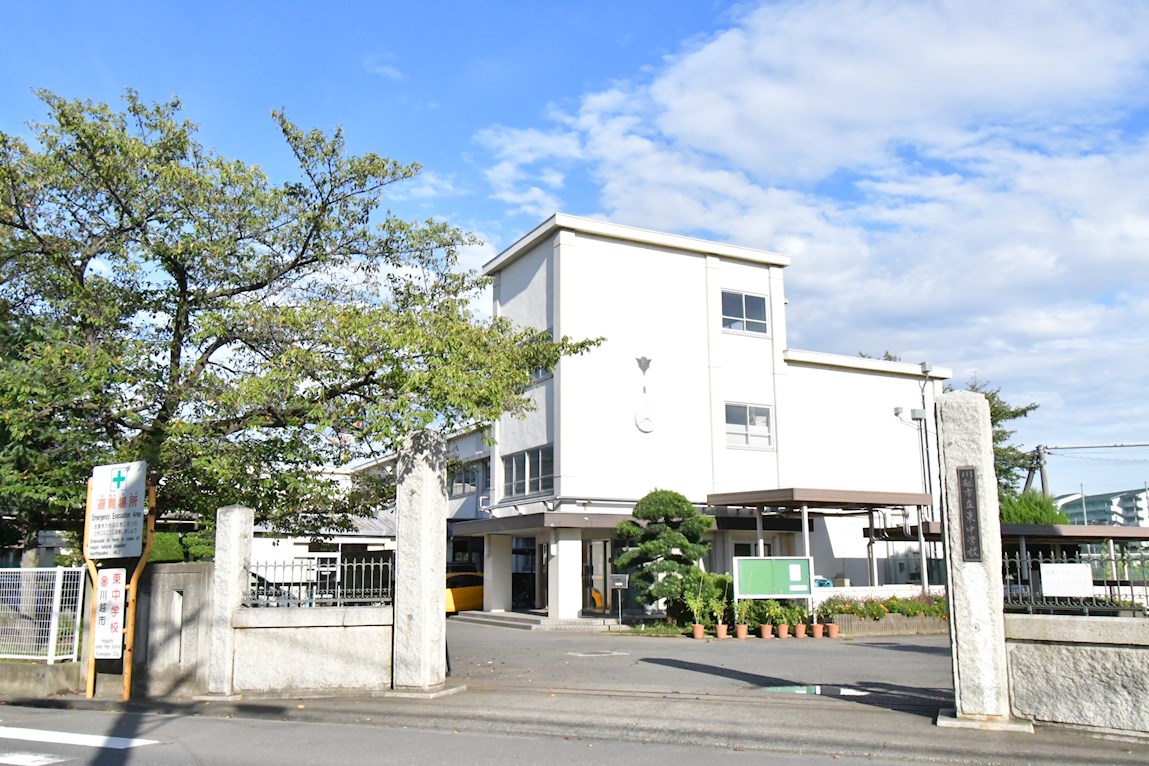 埼玉県川越市並木 中学校
