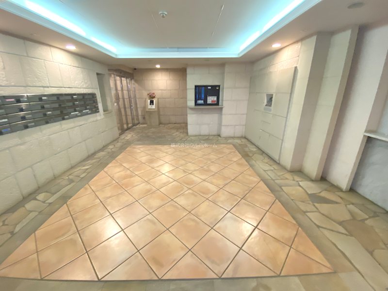 グランシャトレ坂戸シエルコート  共用部写真（エントランス）