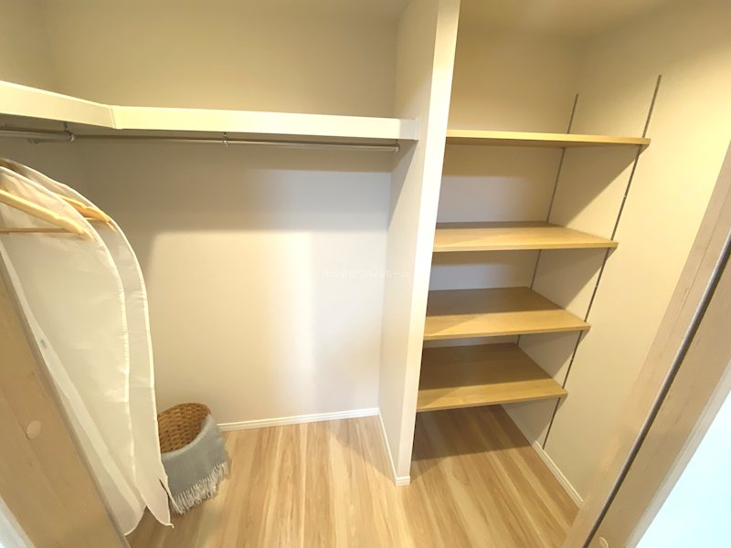 グランシャトレ坂戸シエルコート  内観写真（収納）