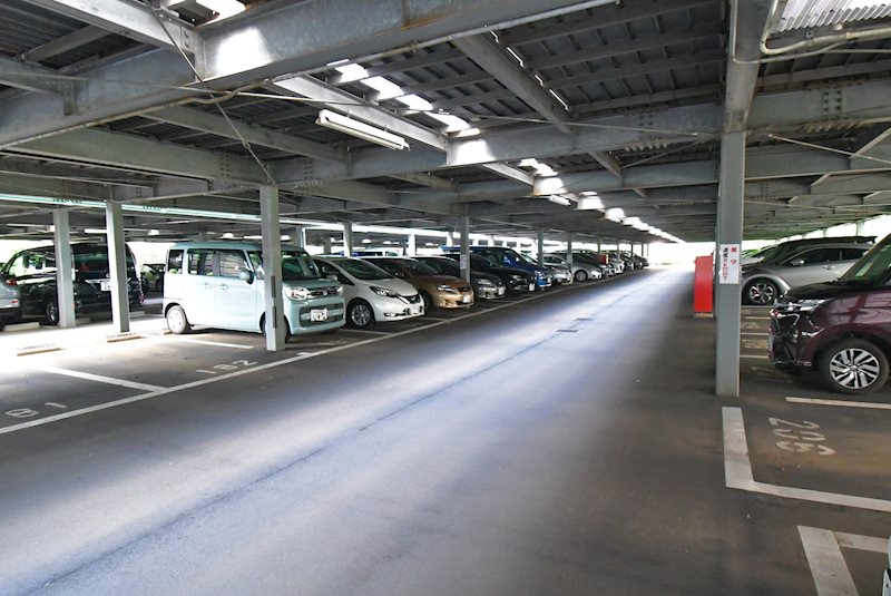 エステ・スクエアふじみ野　B棟   共用部写真（駐車場）