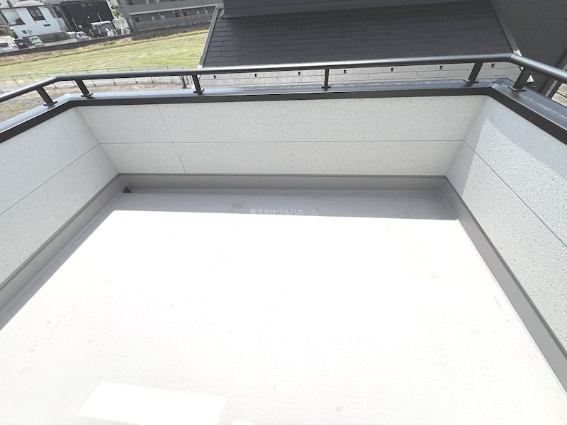 川越上野田町第2　3号棟    現地写真（バルコニー）