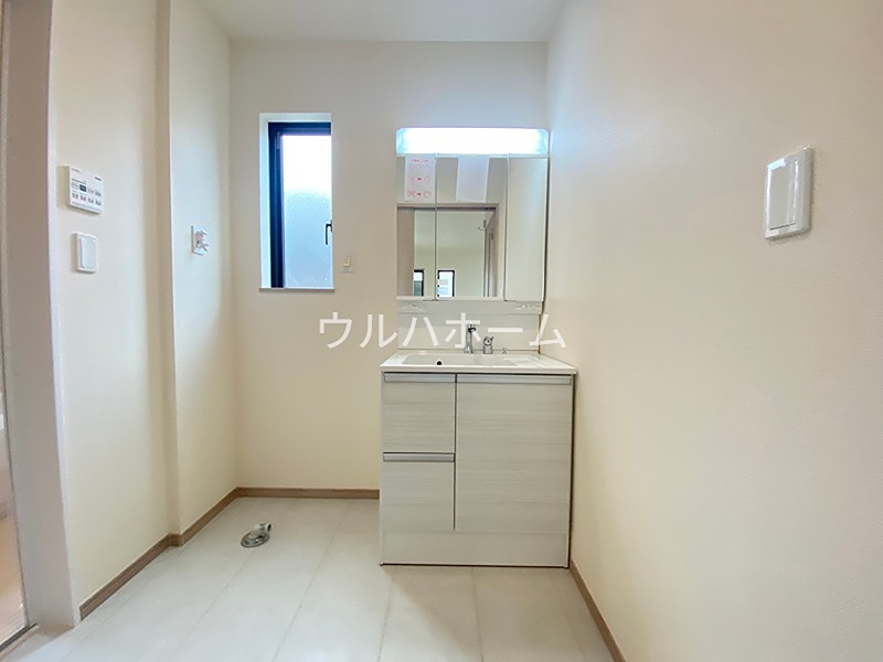 川越市中台元町1丁目23番　Ｂ号棟   内観写真（洗面台・洗面所）
