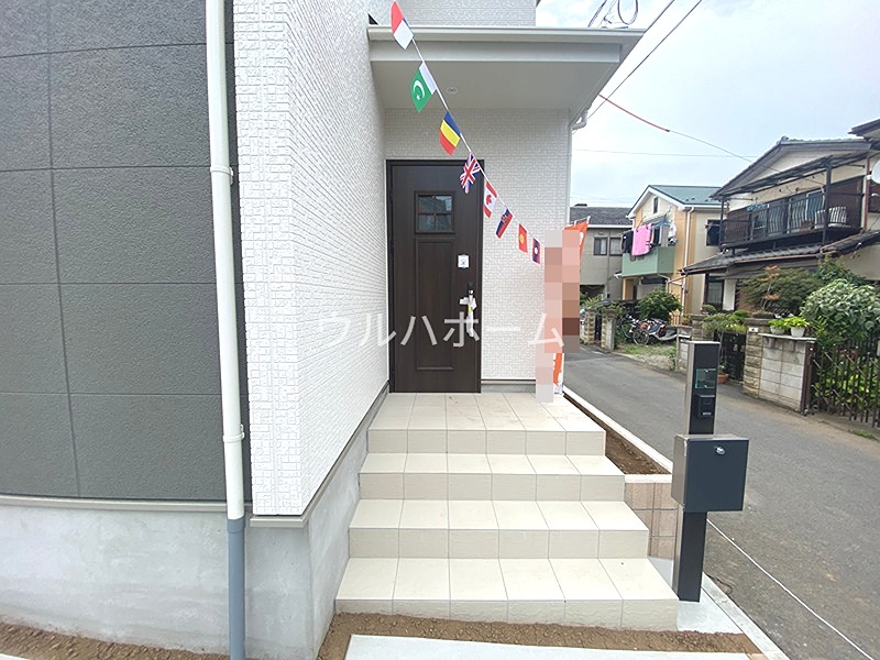 川越市中台元町1丁目23番　Ｂ号棟   現地写真（玄関）