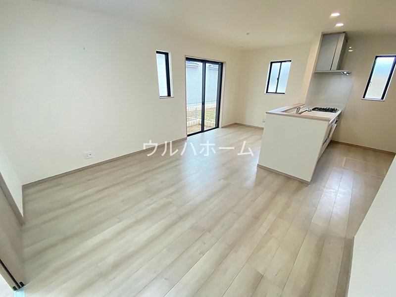川越市中台元町1丁目23番　Ｂ号棟   内観写真（リビング）