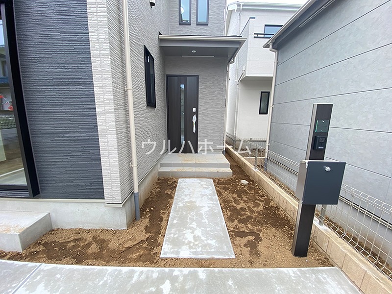 川越市中台元町1丁目23番　D号棟   現地写真（玄関）