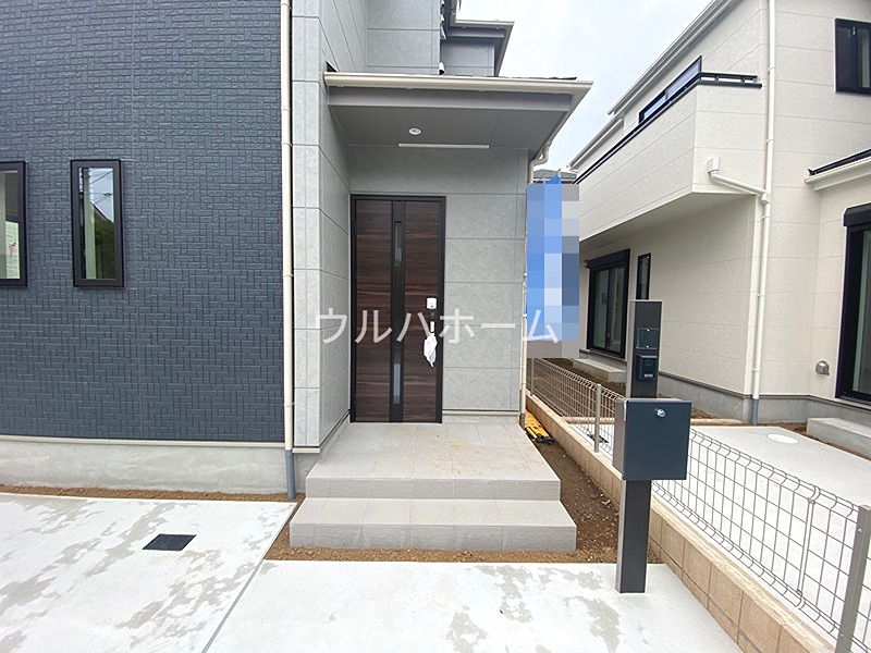 川越市中台元町1丁目23番　E号棟   現地写真（玄関）