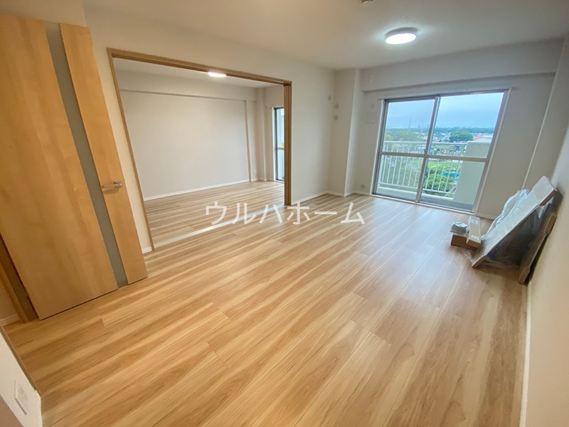 シャルマンコーポ狭山   内観写真（リビング）