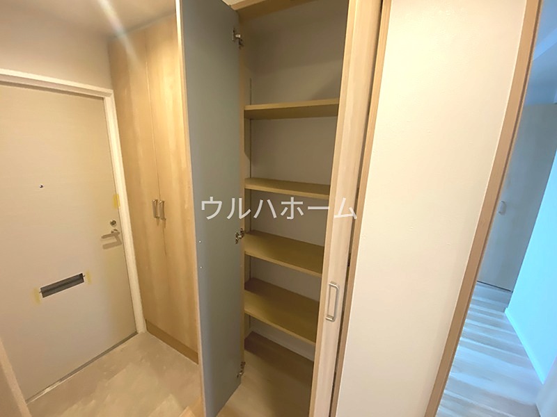 シャルマンコーポ狭山   内観写真（収納）
