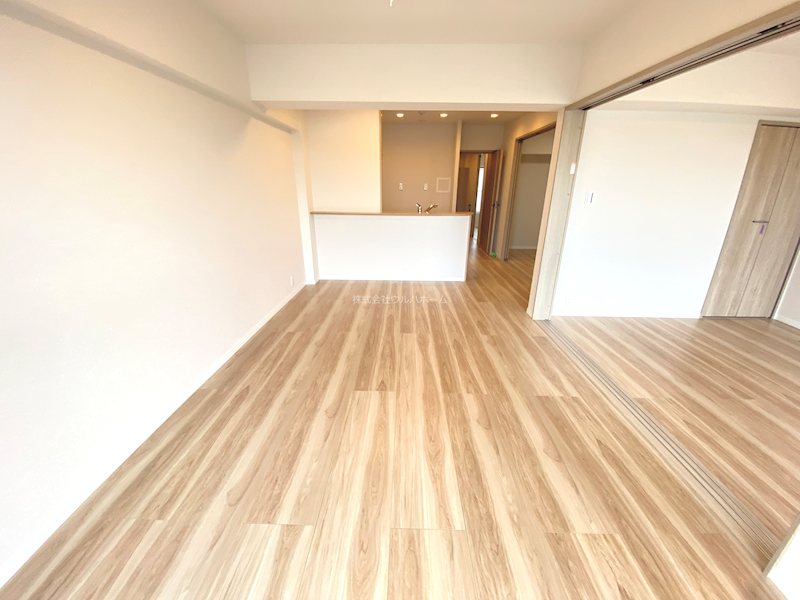 若葉台マンション    内観写真（リビング）