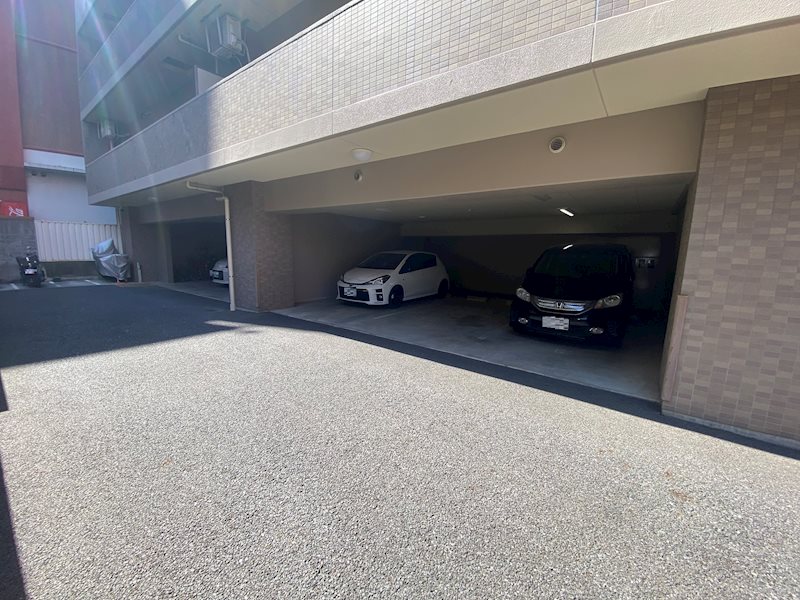 アイディスクエア川越新富町  共用部写真（駐車場）