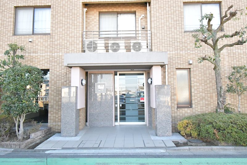 ヴィルヌーブ川越 共用部写真（エントランス）