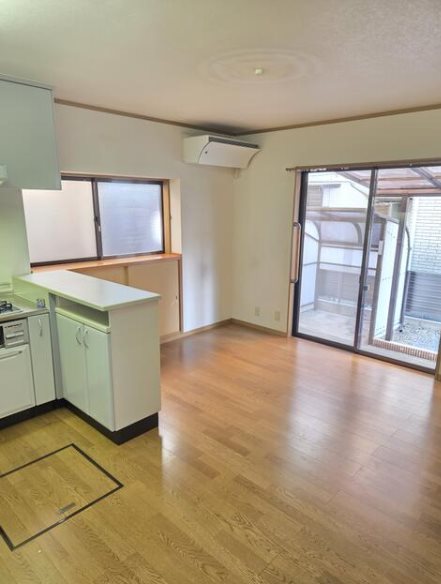 川越市今成４丁目　中古戸建  内観写真（リビング）