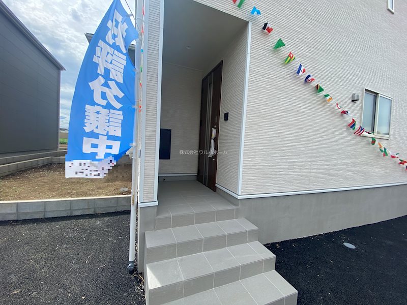 川越市新宿町　第8　2号棟 現地写真（玄関）