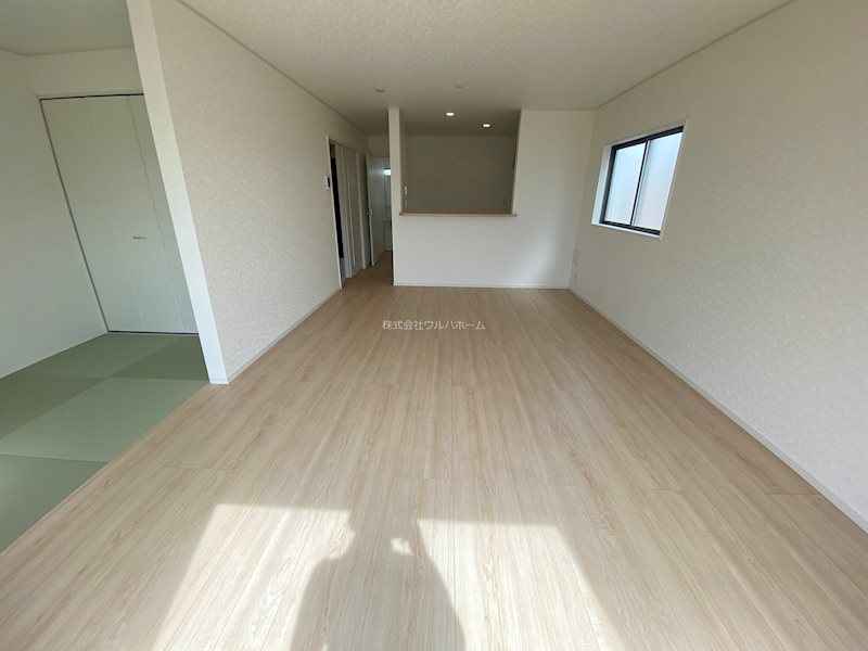 川越市新宿町　第8　3号棟 内観写真（リビング）