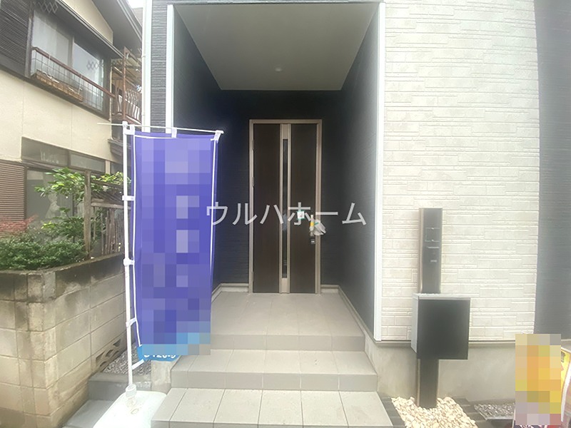 川越市藤間992　A号棟 現地写真（玄関）