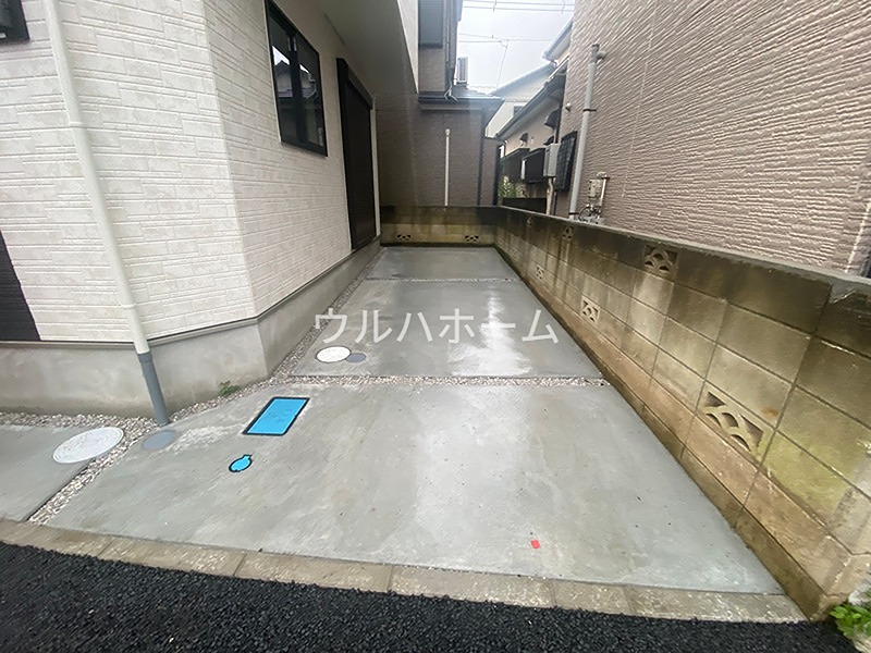 川越市藤間992　A号棟 現地写真（駐車場）