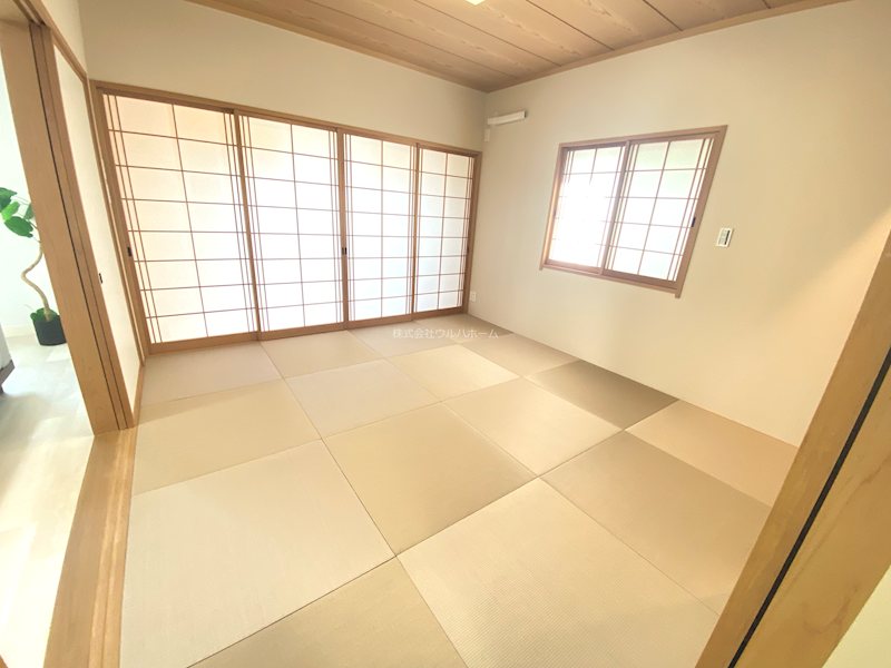 坂戸市にっさい花みず木　中古戸建 内観写真（寝室）