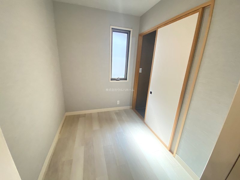 坂戸市にっさい花みず木　中古戸建 内観写真（リビング以外の居室）