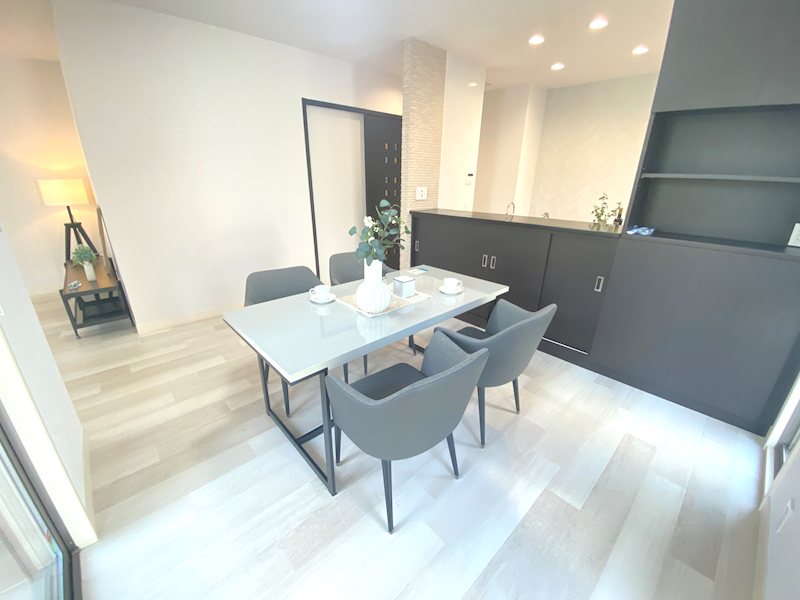 坂戸市にっさい花みず木　中古戸建 内観写真（リビング）