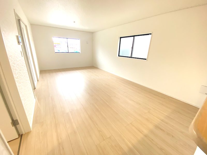 鶴ヶ島市中新田　第6　1号棟   内観写真（リビング）