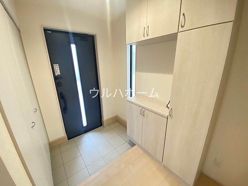 川越今成第二　2号棟     現地写真（玄関）