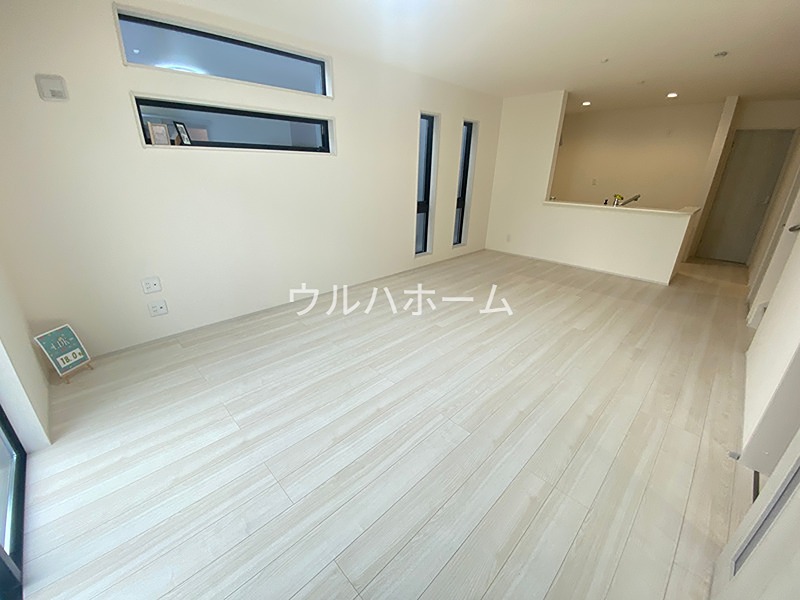 川越今成第二　3号棟   内観写真（リビング）