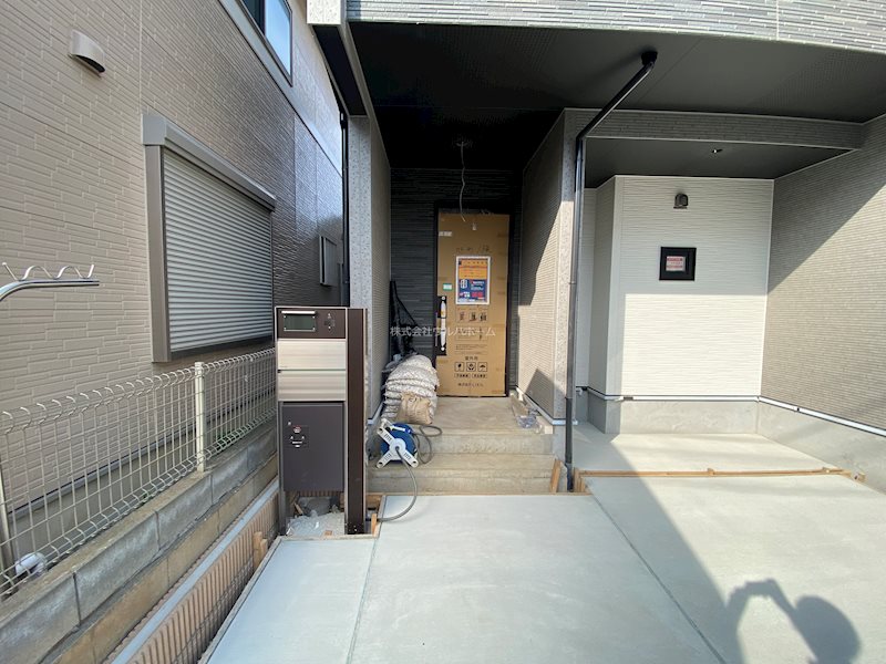 川越市旭町3丁目　2期　1号棟  現地写真（玄関）
