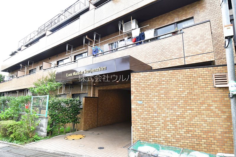 ライオンズマンション稲荷山公園　  共用部写真（エントランス）