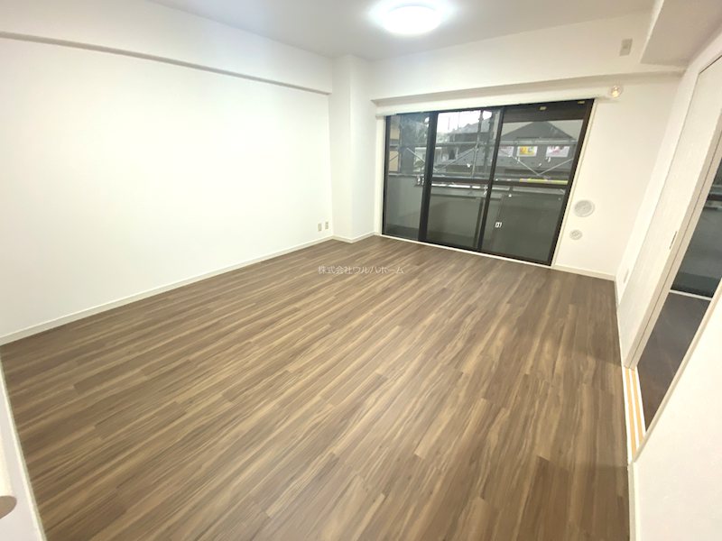 ライオンズマンション稲荷山公園　  内観写真（リビング）