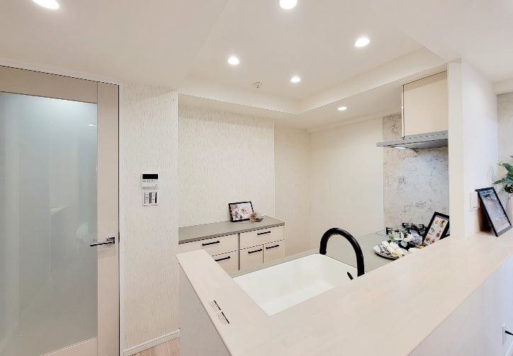 ライオンズマンション川越シティ  同仕様写真（キッチン）
