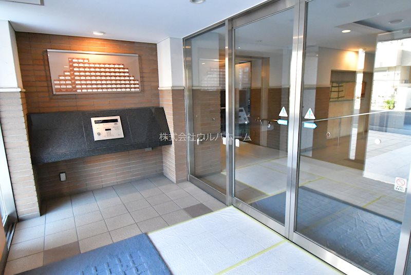 ライオンズマンション川越シティ  共用部写真（エントランス）