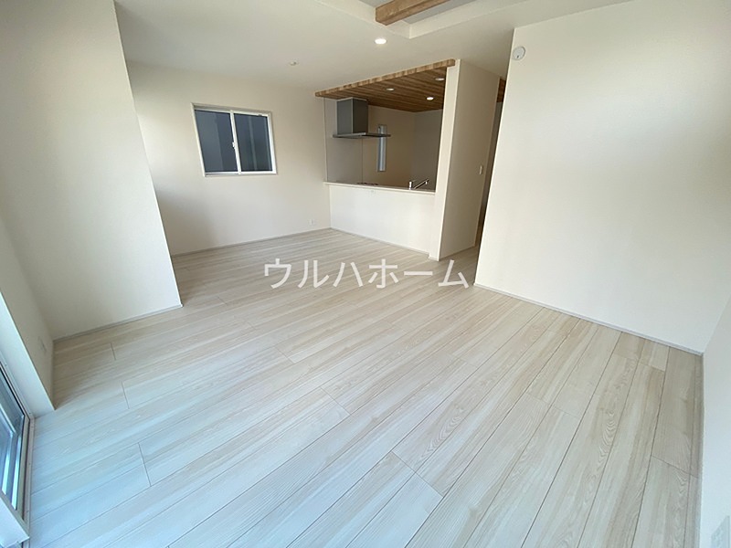 川越市小仙波町2丁目　1号棟   内観写真（リビング）