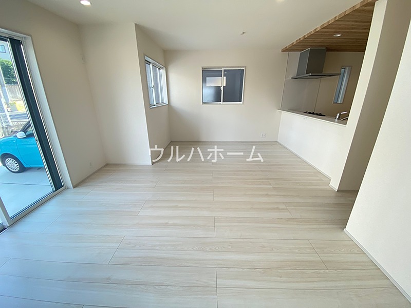 川越市小仙波町2丁目　1号棟   内観写真（リビング）