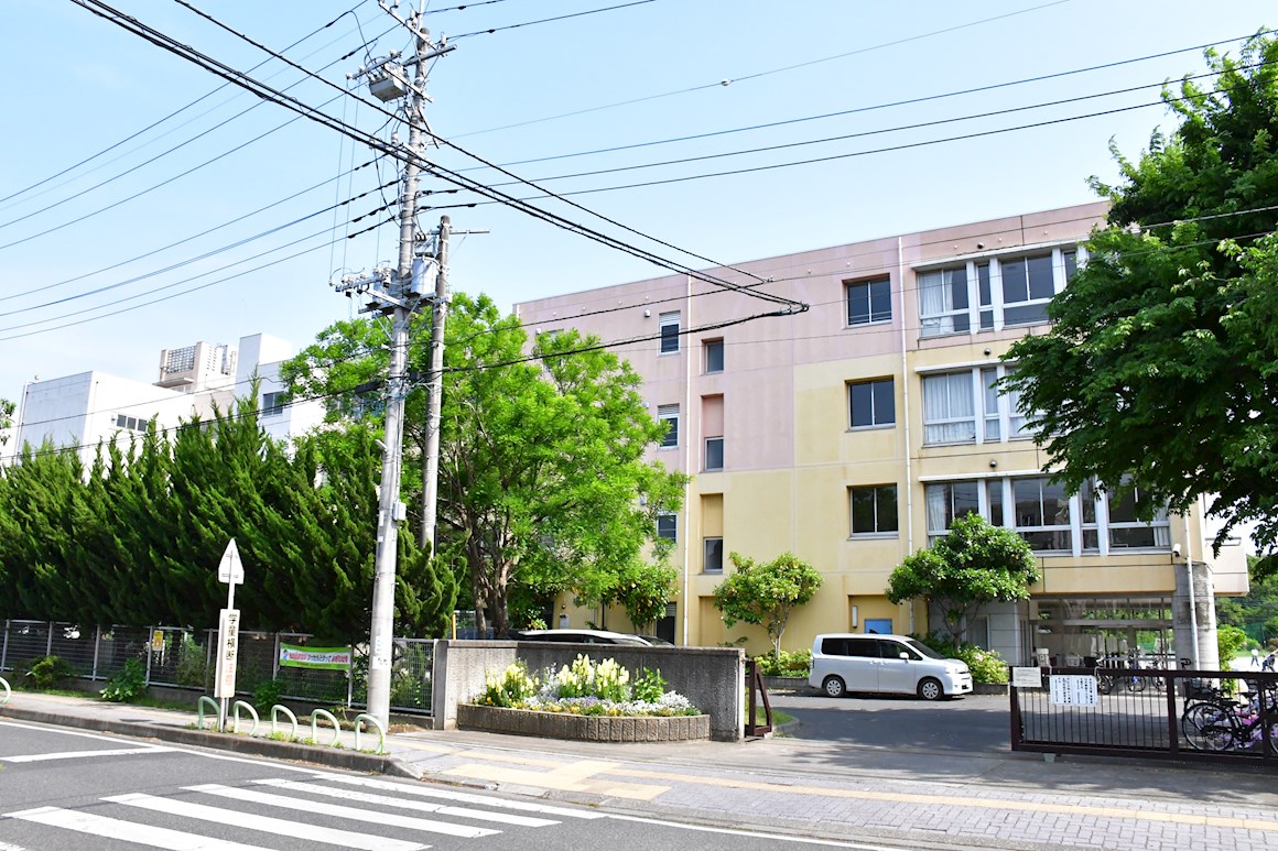 リズムタワーⅡ        小学校