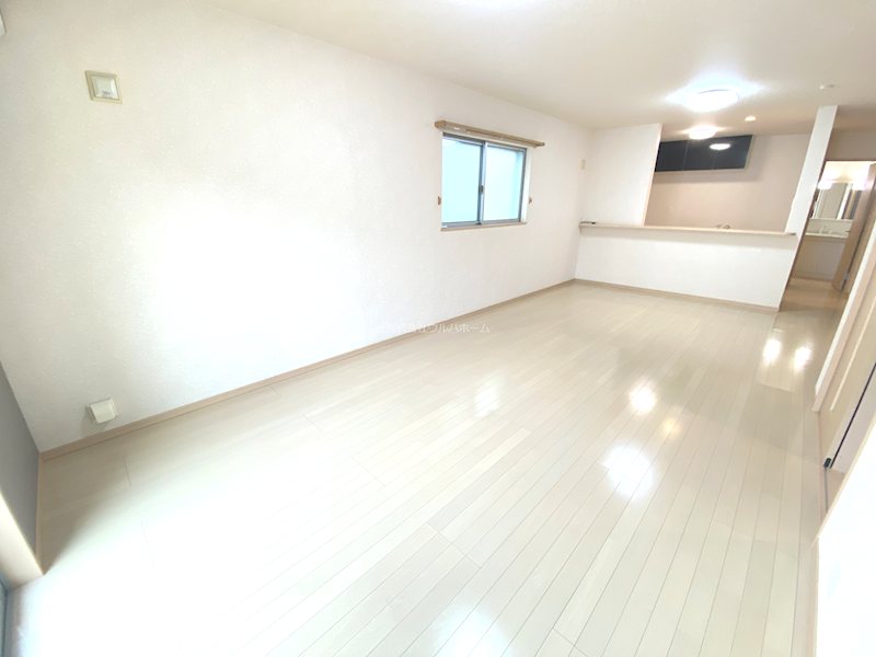 川越市的場　中古戸建  内観写真（リビング）