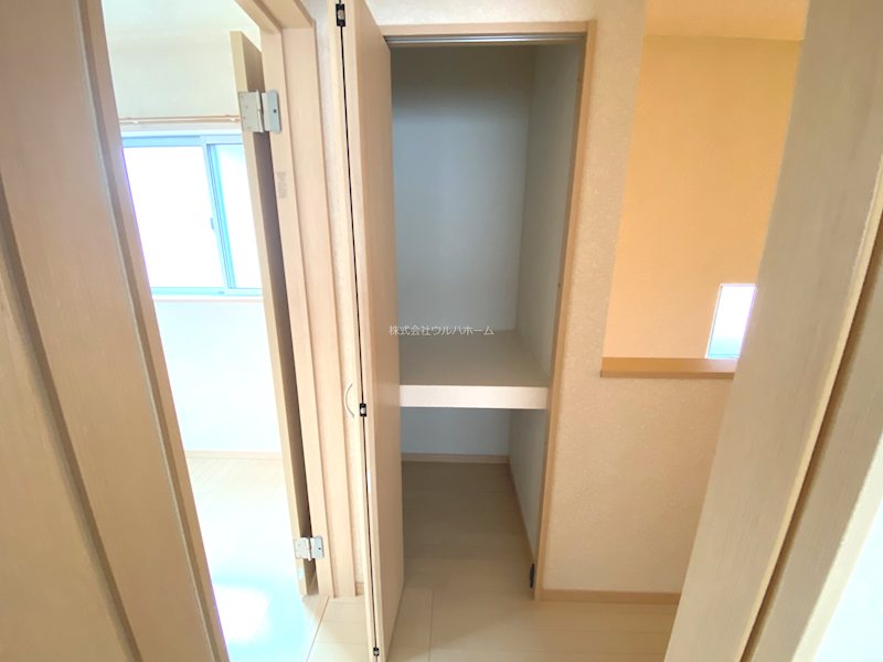 川越市的場　中古戸建  内観写真（収納）