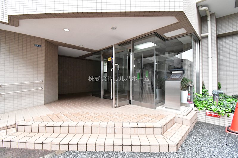 コスモ上福岡プレステージ     共用部写真（エントランス）