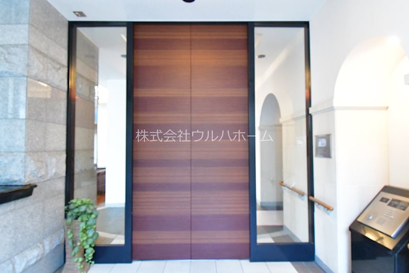 ライオンズ川越新富町　  共用部写真（エントランス）