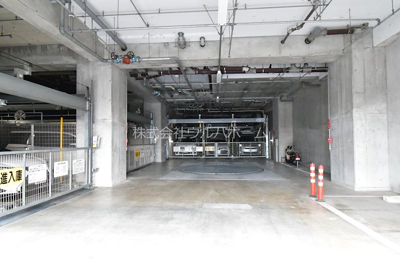 ライオンズ川越新富町　  共用部写真（駐車場）