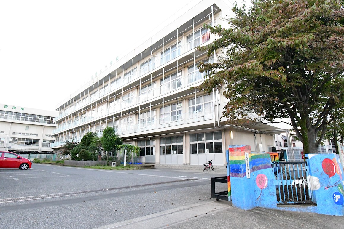 川越市砂新田30期　1号棟  小学校