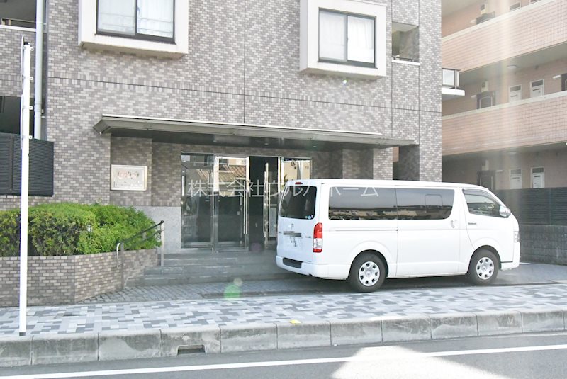 レクセル本川越    共用部写真（エントランス）
