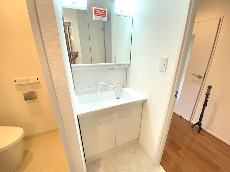 若葉台第一住宅　23号棟　  内観写真（洗面台・洗面所）