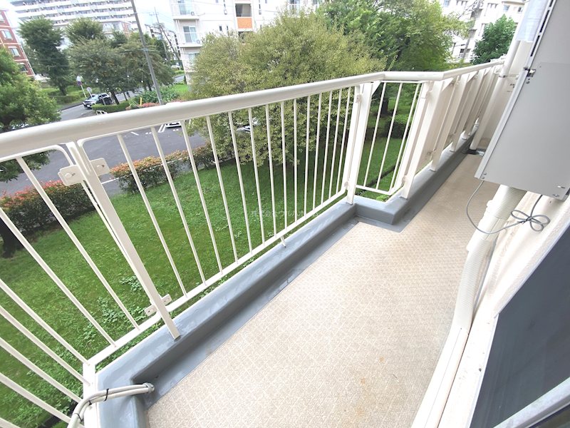 若葉台第一住宅　23号棟　  現地写真（バルコニー）