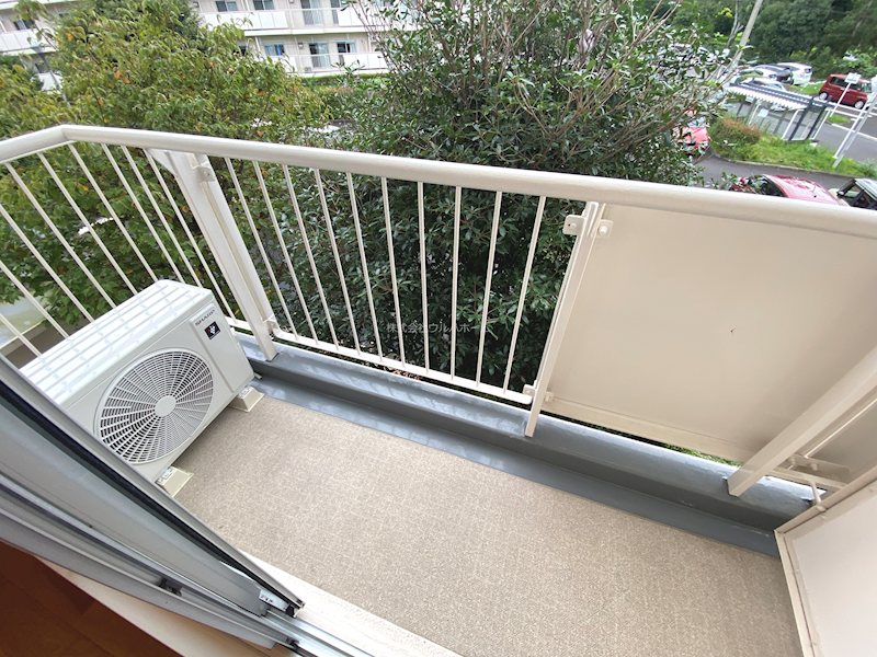 若葉台第一住宅　23号棟　  現地写真（バルコニー）