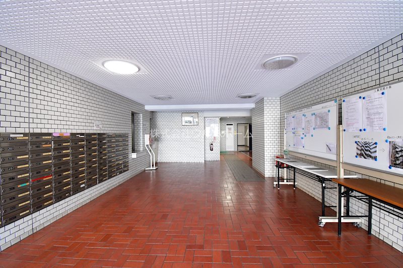 秀和川越南大塚レジデンス    共用部写真（ロビー）