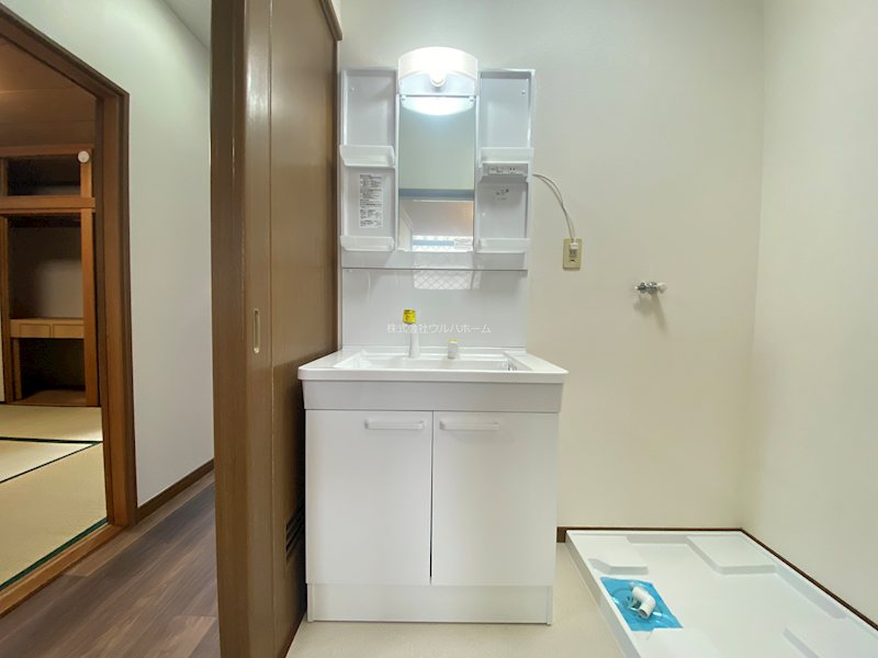 川越市中台元町1丁目　中古戸建 内観写真（洗面台・洗面所）